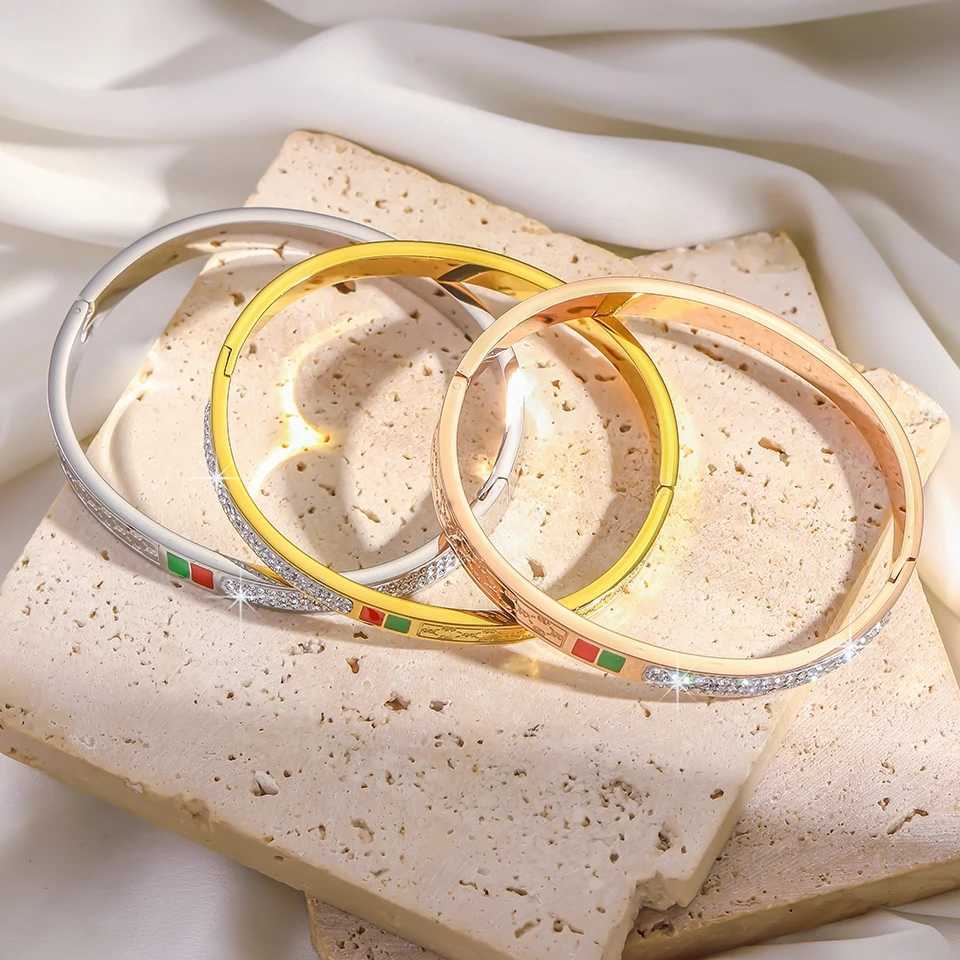 Htpwe Stainless Steel Red And Green Oildripping Zirconium Bracelet Women Plated 18k Couple Holiday Gift Bracelet Party Jewelry J251021