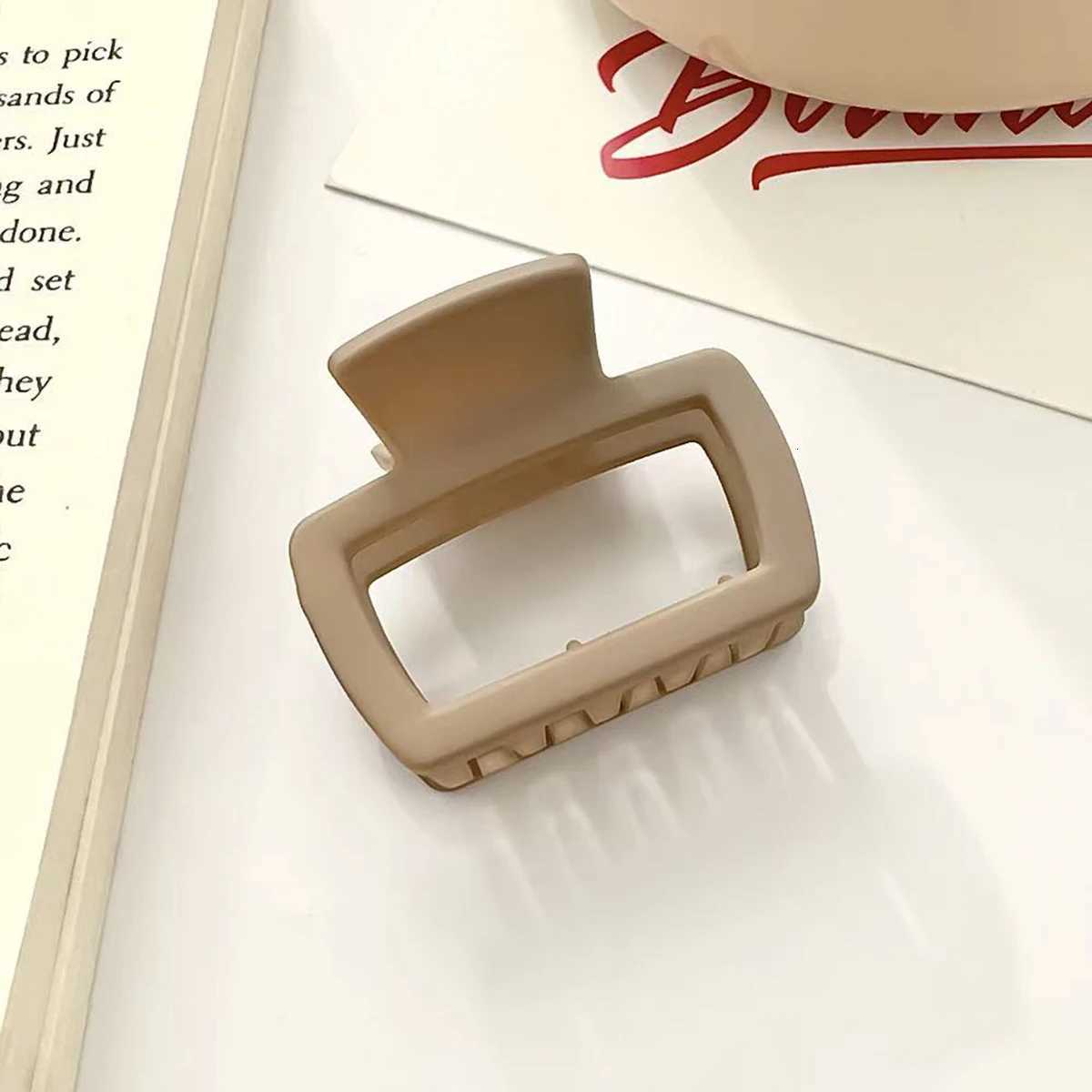 4pcs Womens Square Lightweight Hair Claw Clip Fashionable Elegant Hair Accessory Clip Suitable Hair Styling MakeupW254021