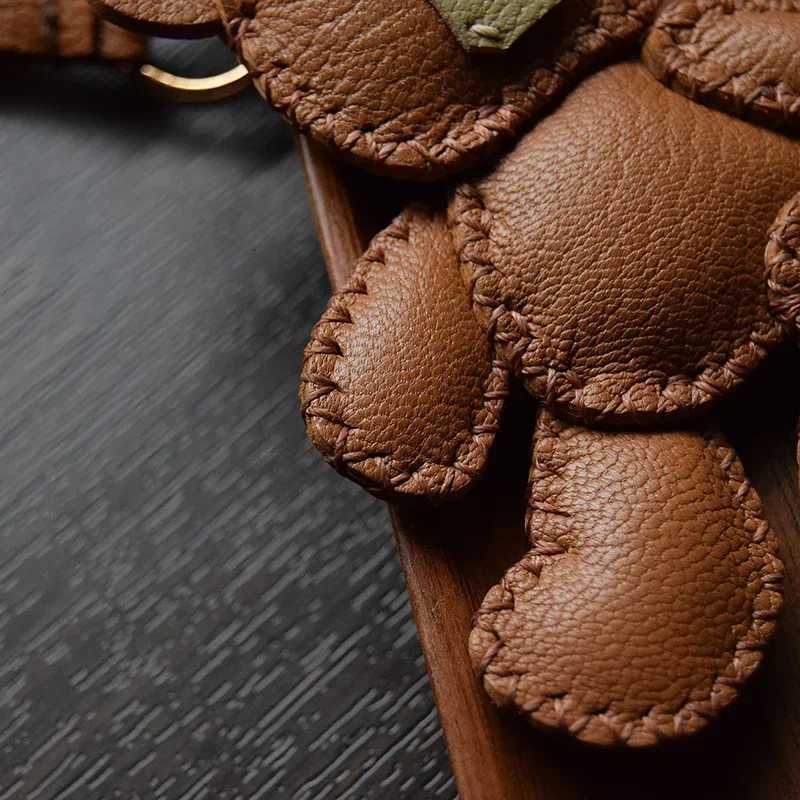Handmade Leather Bag Charmkeychains Teddy Puppet Bear Leather Bag Charmkeychain Car Key Bag Pendant Bag Charm Handmade Custom Gi W251021