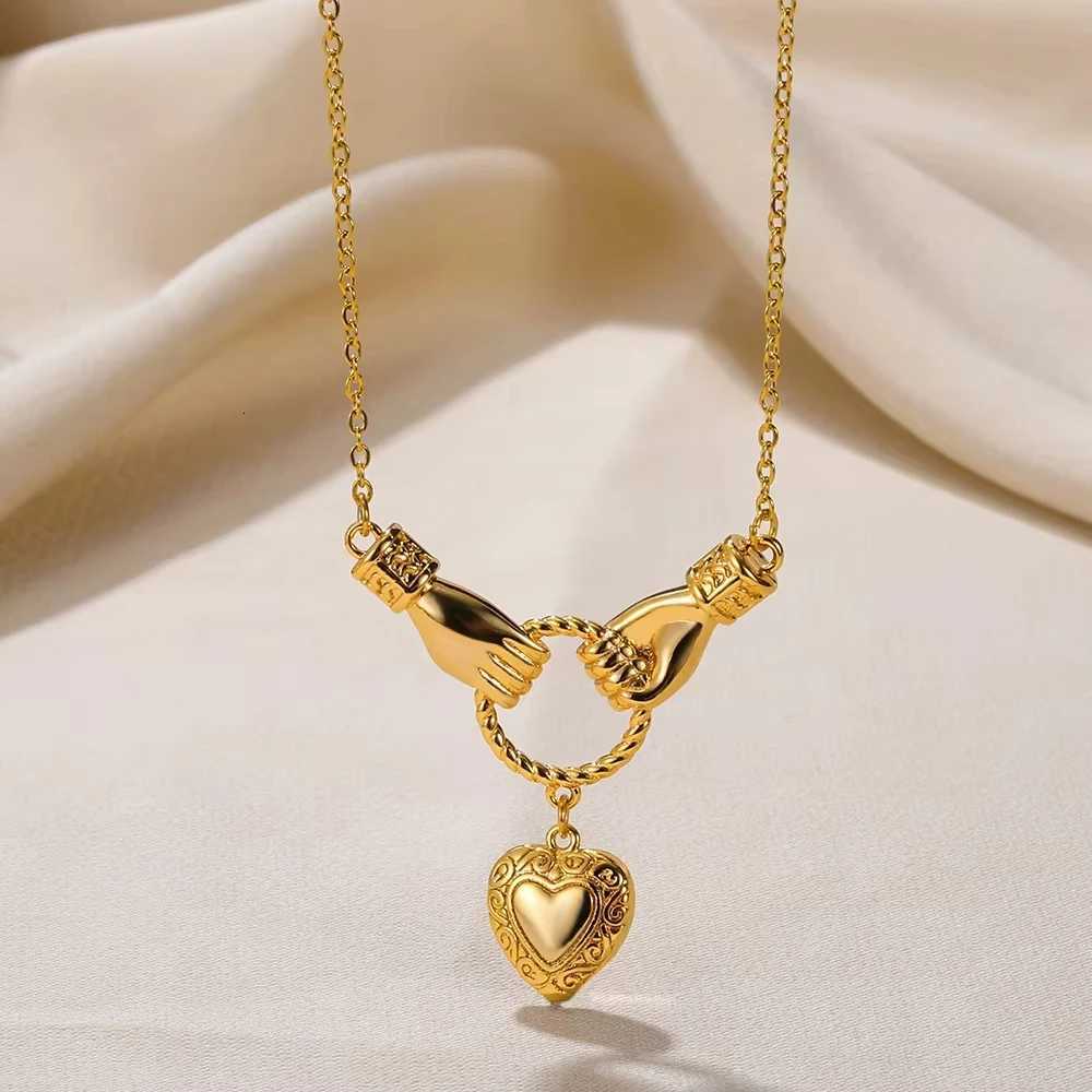 Punk Gold Color Heart Pendant Necklace for Women Stainless Steel OT Buckle Beaded Necklace Chain Choker Y2K Jewelry Accessories XJ250717