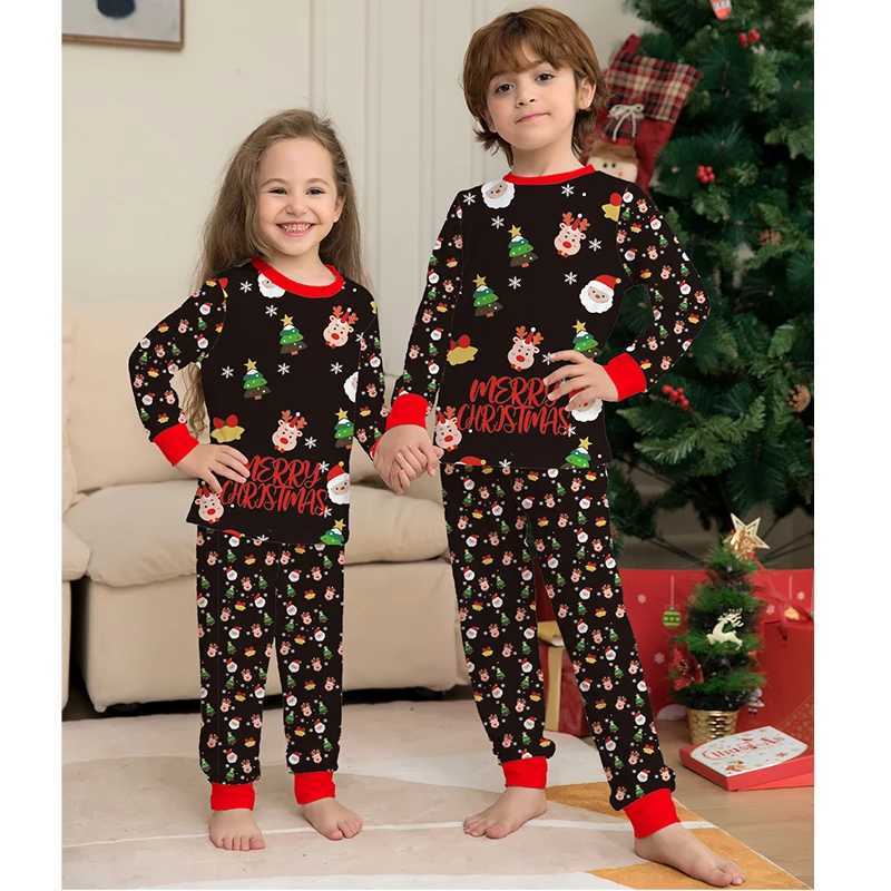Christmas Pajamas Family Matching Clothes Set 2025 Father Mother And Daughter Son Kids Xmas Outfit Baby Girl Rompers Pyjamas L251021375P