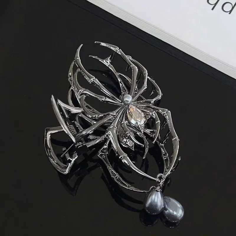 Halloween Spider Hairpin Pearl Charm Design Metal Gothpunk Hair Accessories Girls Holiday Hair Accessories Crab ClipW254021