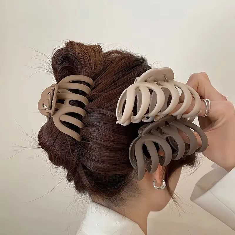 Elegant Solid Matte Pumpkin Hair Claw For Women Girls Sweet Hair Ornament Long Hair Holder Claw Clip Hair Clip Hair AccessoriesW254021