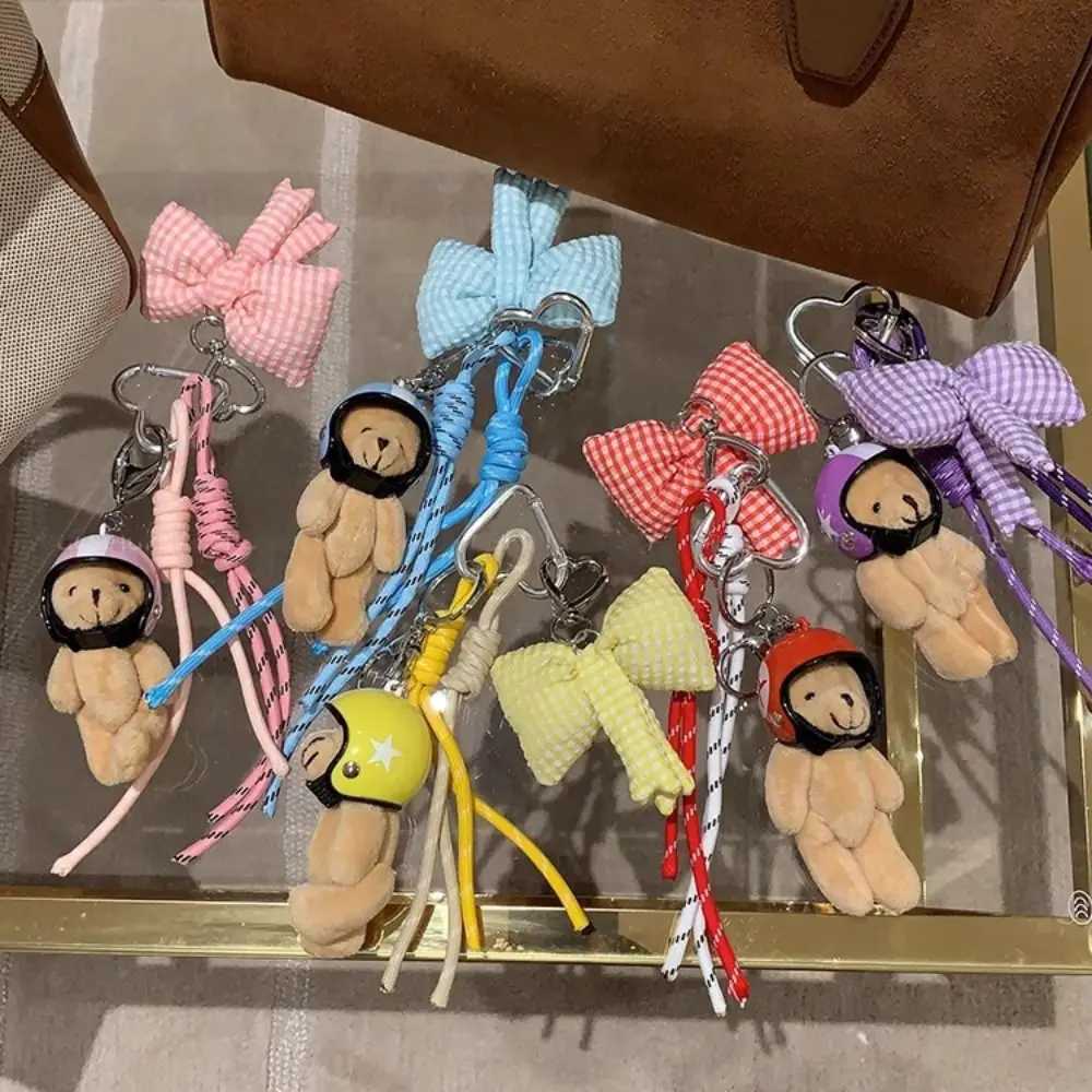 Lovely Helmeted Bear Charm Keychains Cute Y2K Plush Ornament Pendant Car Keyring Backpack Decoration Bag Charm Jewelry Girl Gift J251121