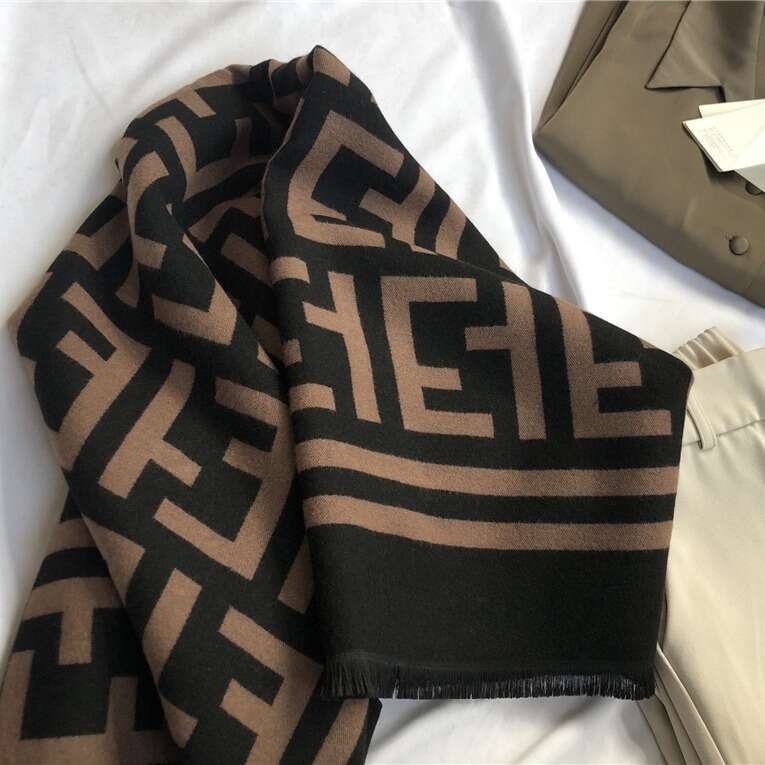 Scarf Designer luxury for Women men autumn winter Horse Imitation Cashmere Unisex Elegant Double-Sided Thickened tassel shawl Accessories gift