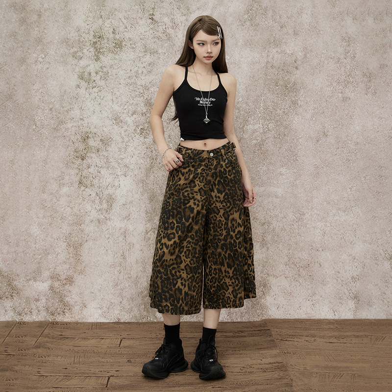 2025 American leopard print women's jeans summer new straight tube loose high waist slim fit versatile autumn and winter new designer pants wide 