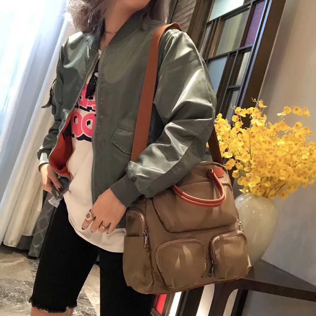 Korean Style Highend Nylon Backpack with Multiple Pockets Versatile Fashionable Travel Backpack and Casual Bag Z251018