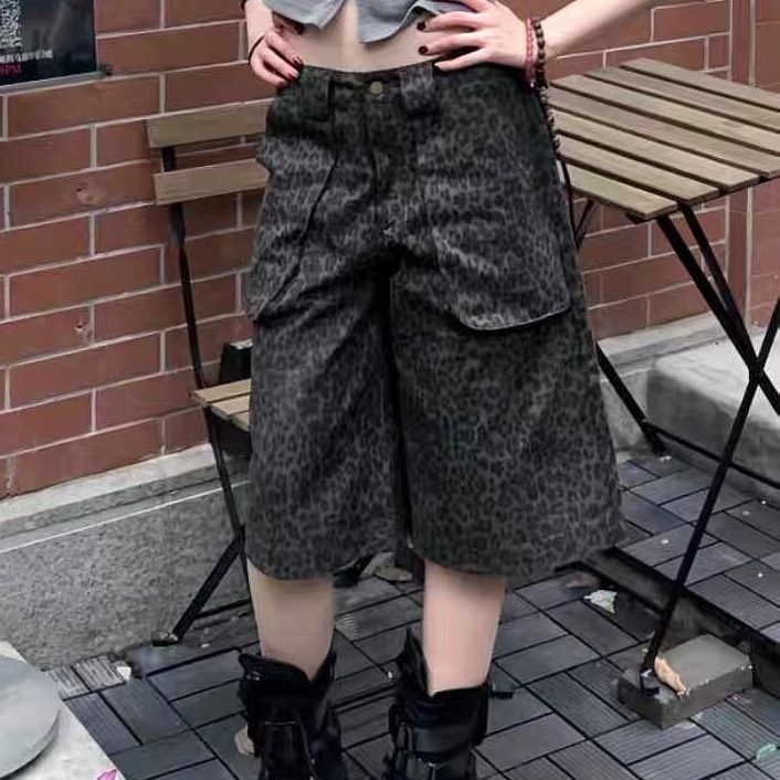 2025 plus size American style new autumn and winter leopard print seven quarter pants for women's designer work pants, loose straight leg slim fi