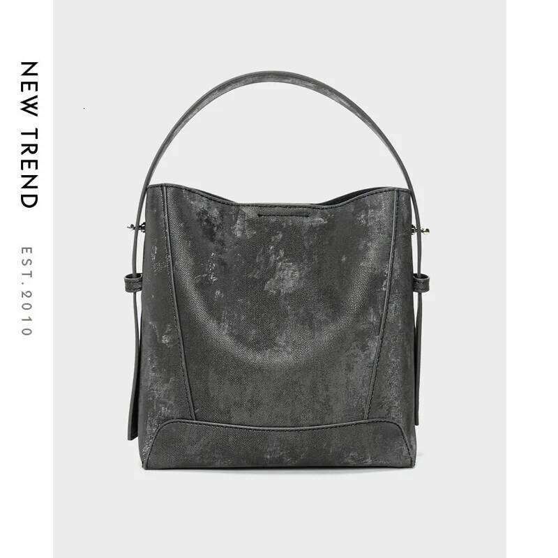 2025 Spring New Trendy Sier Ladies Shoulder Real Leather 100% Cowhide Women's Hobo Handbag Design Casual Tote Bag