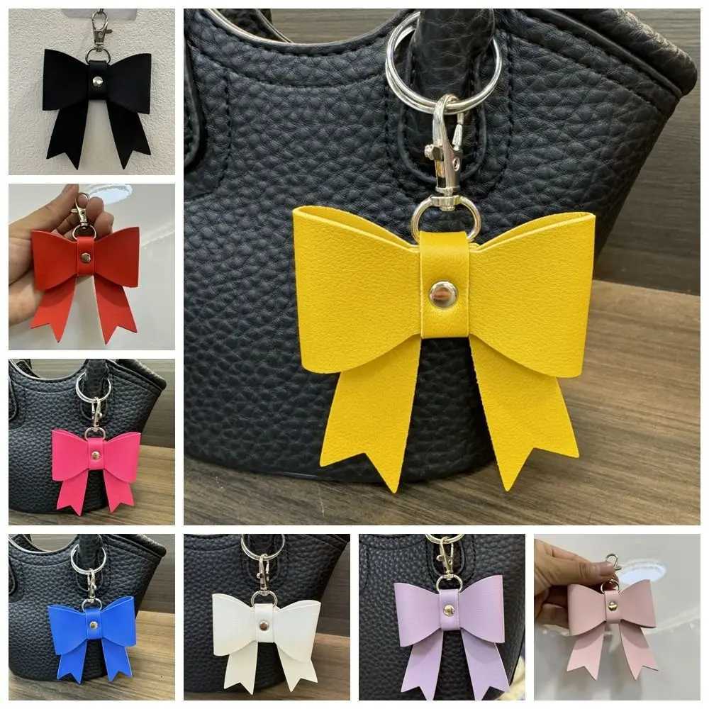 Creative Korean Style Bowknot Leather Keyring Luxury Antilost Pu Key Chain Trendy Bag Charm Bag Pendant Car Accessory W251021