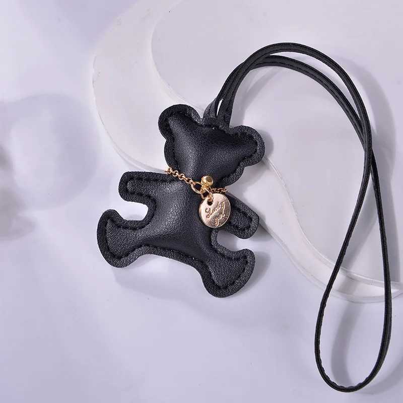 New Fashion Cute PU Leather Bear Keychain For Women Key Ring Chain Female Keyring Rear View Mirror Pendant Girls Gift W251021