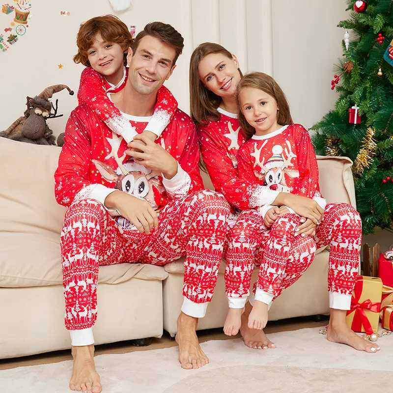 Christmas Pajama Set Family Matching Nightwear Couples Daughter Daddy Son Mother Kids Reindeer Printed Long Sleeved Xmas Clothes L25102125OP