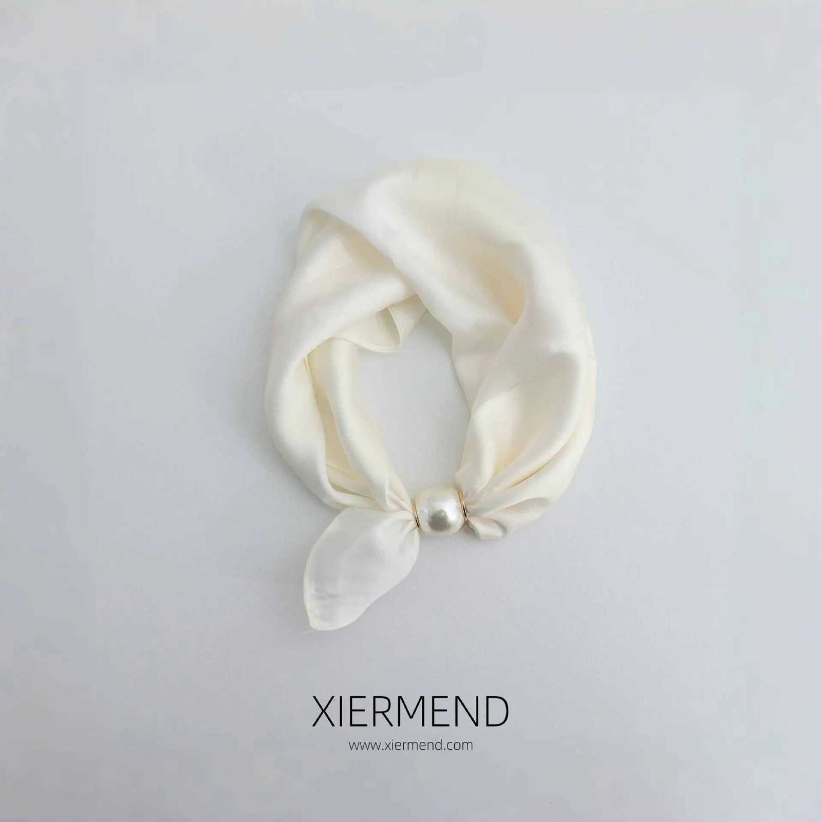 2025 Necklaces Pearls Magnetic Buckles Scarves Short Collarbones Clothing Accessories Neck Protection Women Solid Silk Scarves W251021