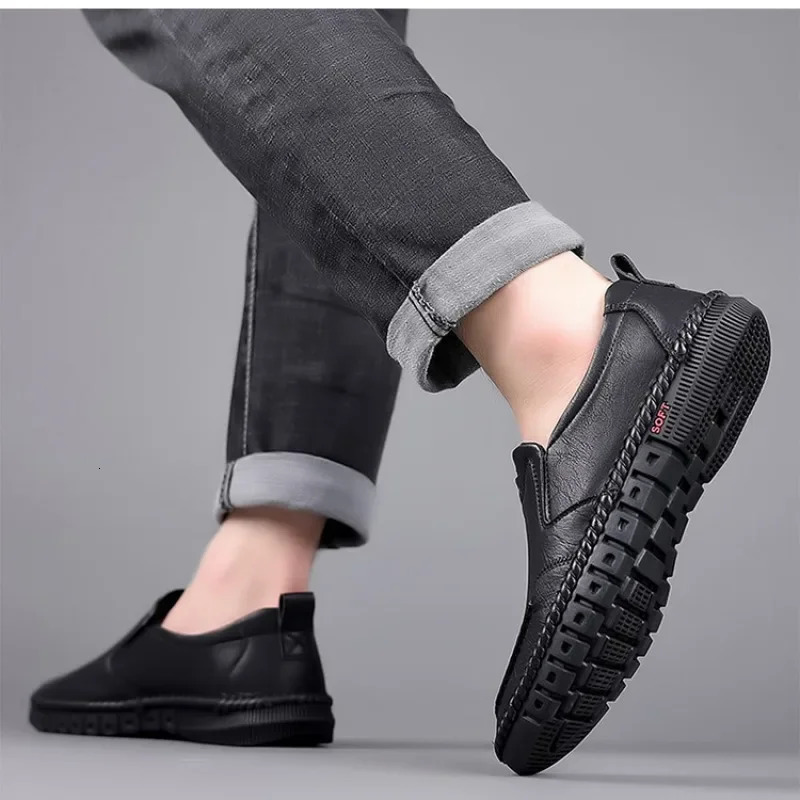 Mens Hand Stitched Genuine Leather Slip On Shoes Business Formal Occasion Wedding Party Footwear Leisure Official BoardShoes 251021