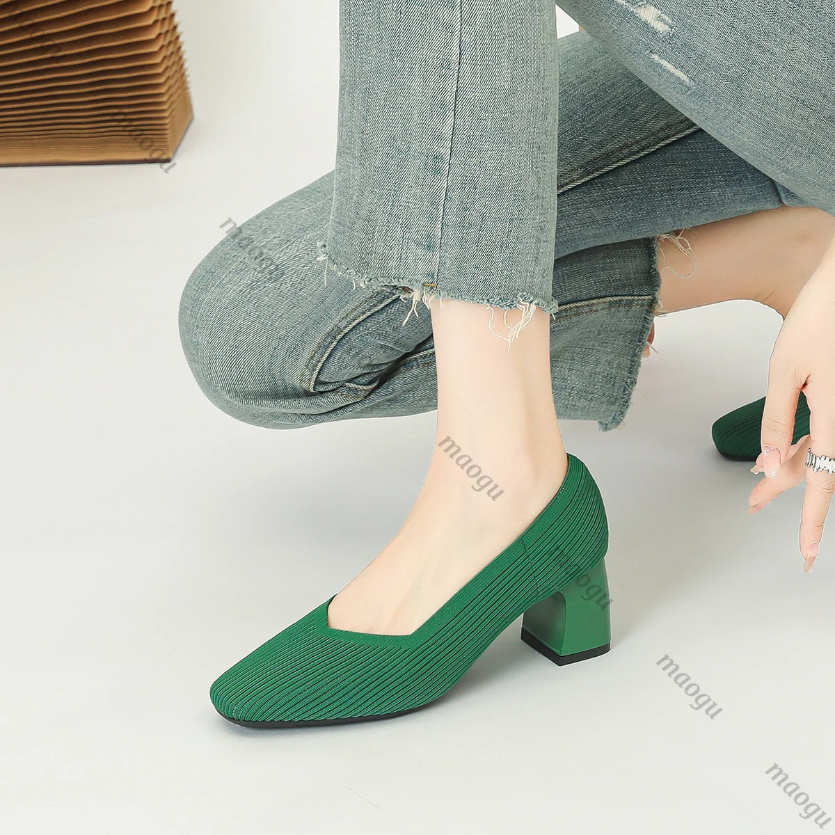 Shoes Woman High Heels Comfortable Square Knitted Breathable Comfortable Womens Flats Shoes 5cm High Collection 251017