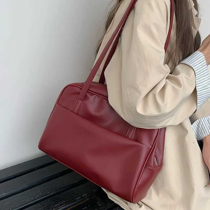 Korean Style Large Capacity Single Shoulder Womens Bag Versatile Vintage Underarm Bag Autumn 2025 New Arrival Tote BagXJ251021