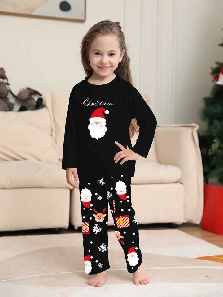 Family Matching Christmas Pajamas Sets Adorable Santa Reindeer Prints Cozy Cotton Material L251021VZNW