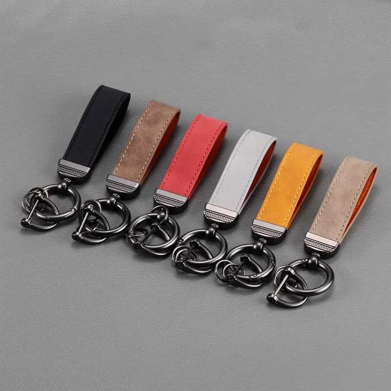 Unisex Leather Keychain for Women Men Luxury Key Chains Rings Solid Color Buckle Key Holder Waist Wallet KeyChains Keyring W251021