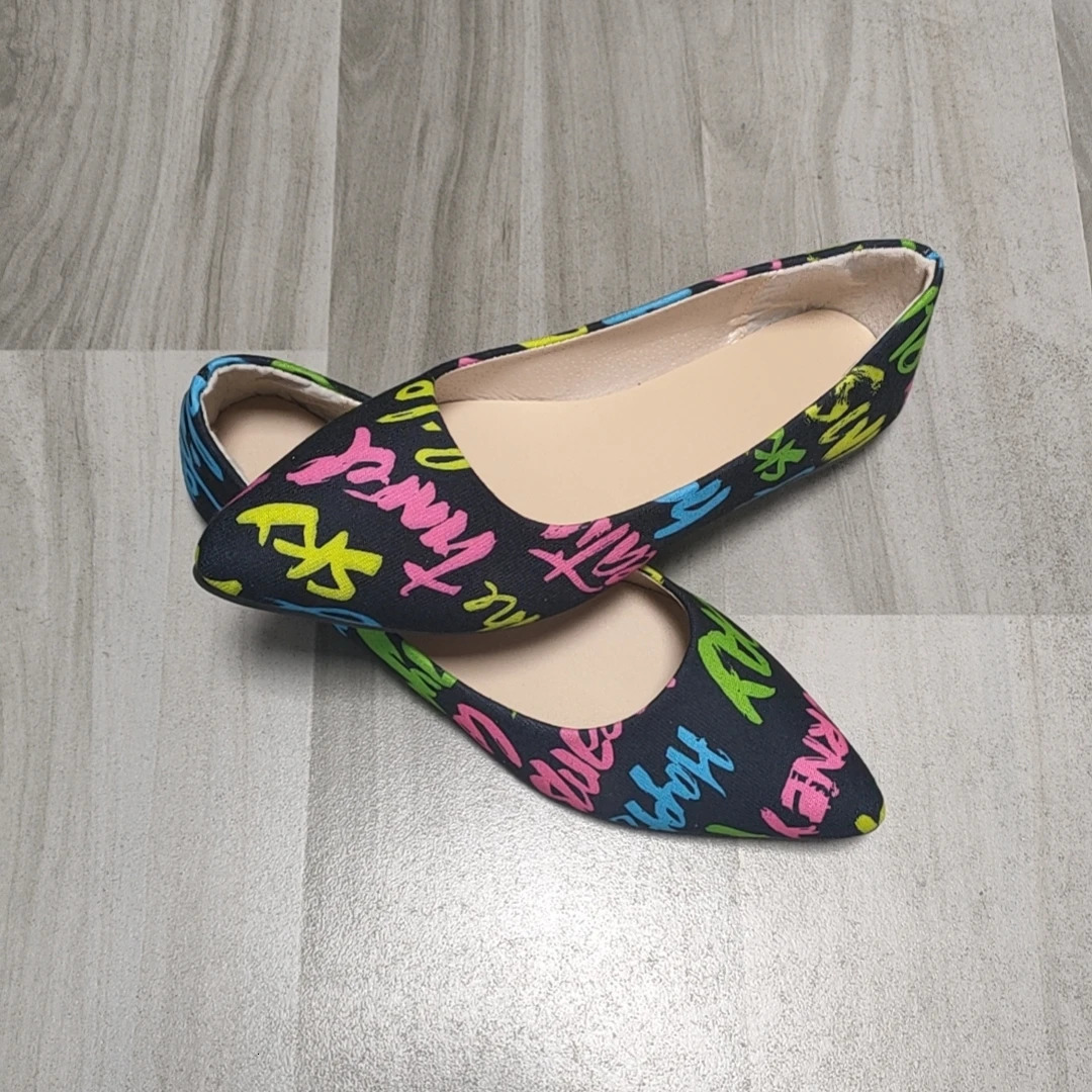 Arrival Women Pointed Toe Beautiful and Fashion Summer Shoes Flat Ballerina Comfortable Casual Women Shoes 251021