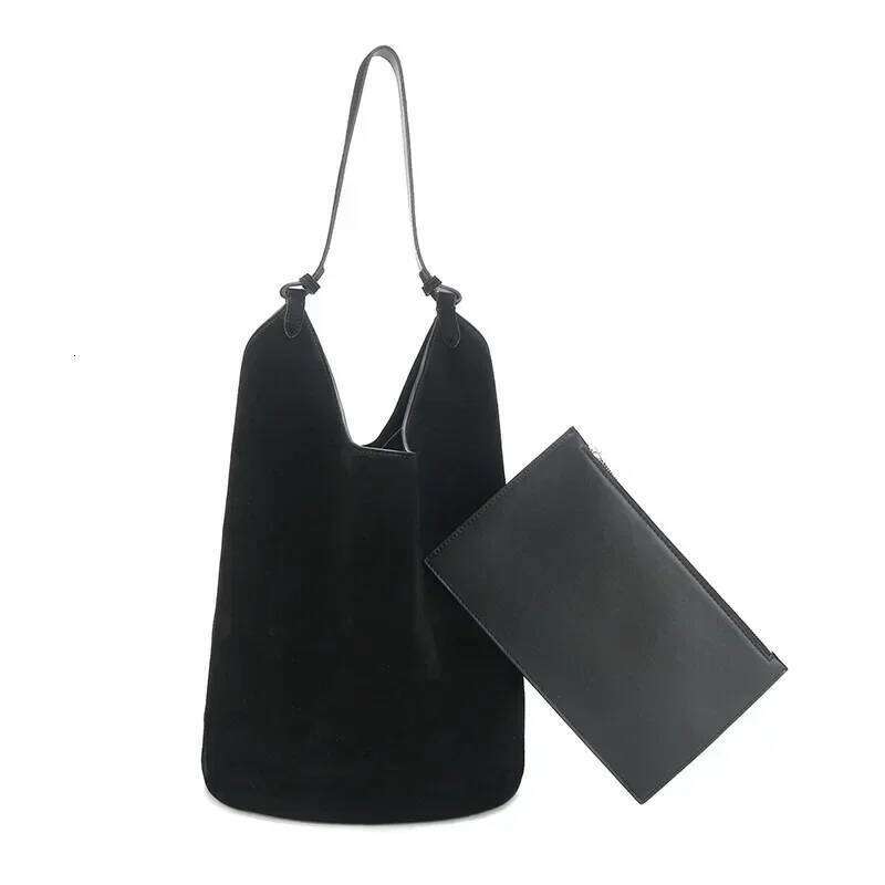 Autumn And Winter Handbag Genuine Leather Dumpling Bucket Bag Niche Shoulder Tote 251021