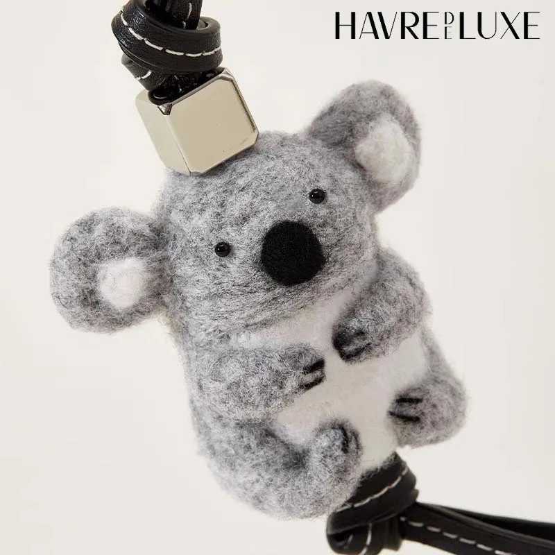 Advanced Animal Charm Wool Felt Handmade Koala Panda Rabbit Pig Deer Sheep Owl Animal Fruit Cute Doll Bags Accessories J251121