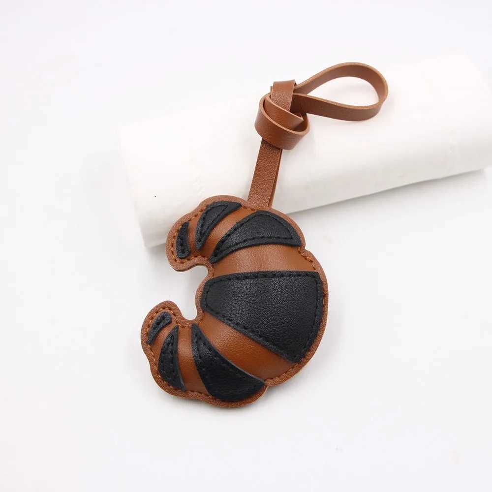 Cute PU Leather Croissant Keychain Cartoon Car Keyring PU Leather Hanger Fashion Bag Pendant Women W251021