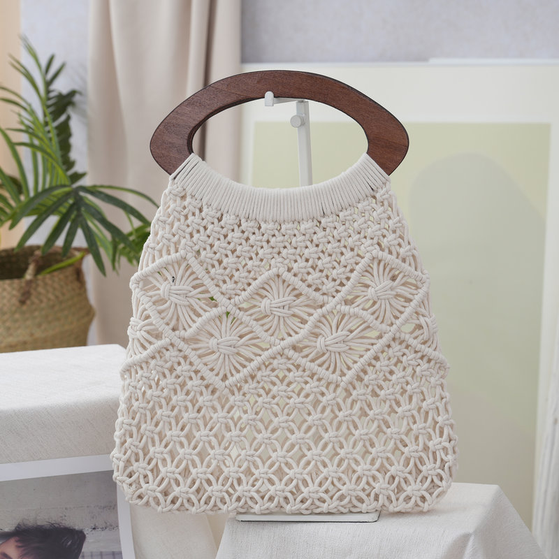 Hand woven polyester cotton handbag, wooden handle, artistic and fresh style