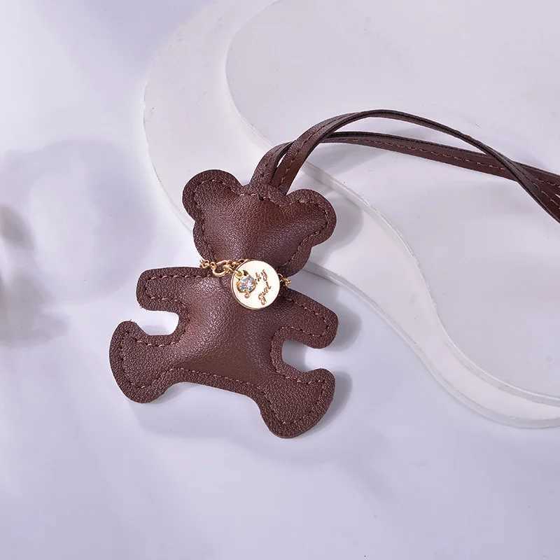 New Fashion Cute PU Leather Bear Keychain For Women Key Ring Chain Female Keyring Rear View Mirror Pendant Girls Gift W251021