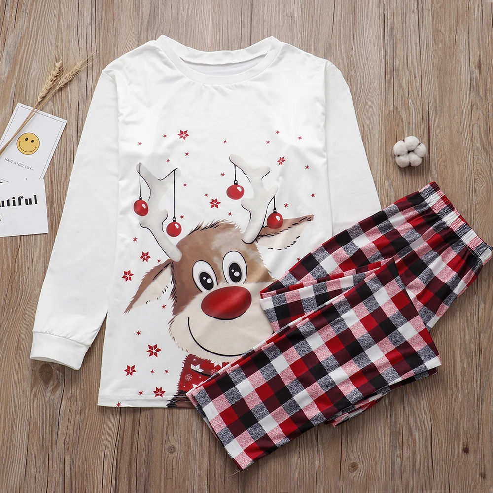 Family Matching Christmas Pajamas Sets Mother And Kids Pyjamas Deer Print TopsPants Xmas Sleepwear Baby Romper Pet Dog Clothes 251021