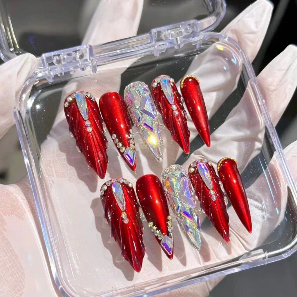 Christmas Handmade Wear Nail Fishtail Bridal Fake Nails Red Festive Year Nail Art Patches 251014