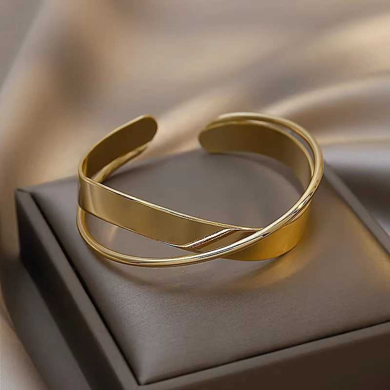 FTCY Geometric Open Bracelet for Women Gold Color Smooth Metal Simple Elegant Bangle Waterproof Trendy Jewelry J251021