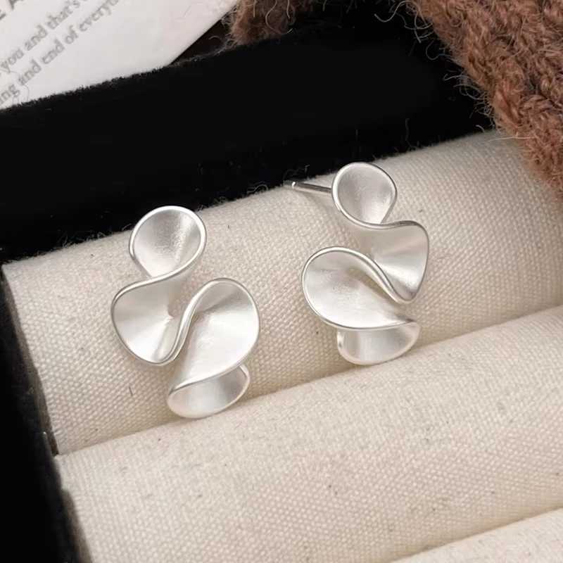 Real 925 Sterling Silver 18K Gold Twisted Flower Stud Earring for Women Minimalist Personality Fine Jewelry Trendy Accessory J251021