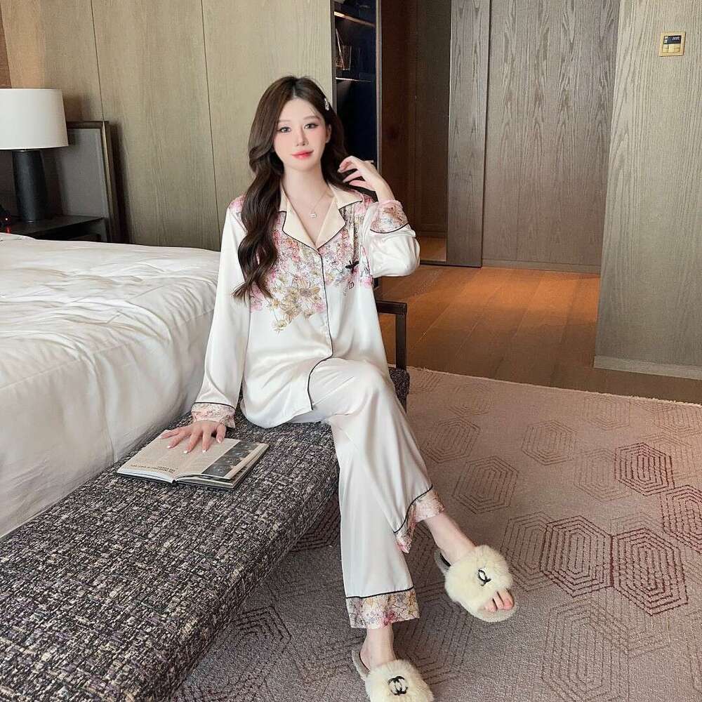 2025YD Home Wear New Ice Pajamas for Women Spring and Autumn Long Sleeve Silk Pink Little Bee Three-Piece Set