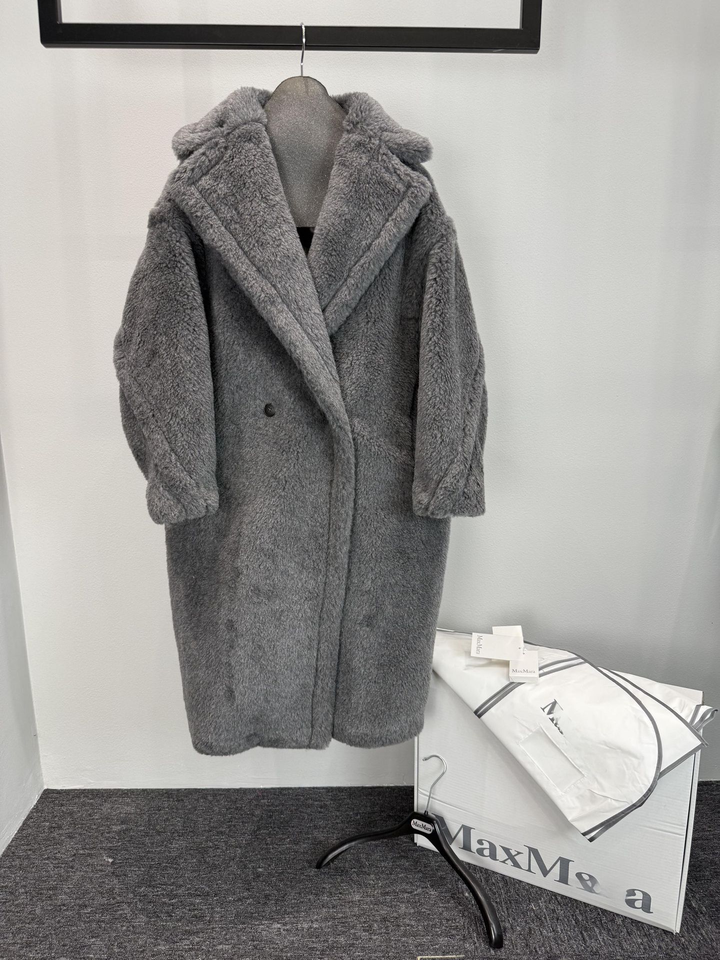 25ss Teddy Bear Women Coat Winter Grand And Luxurious Long Length Thick Warm Max Drop-shoulder Sleeve Alpaca Sheep Wool Mulberry