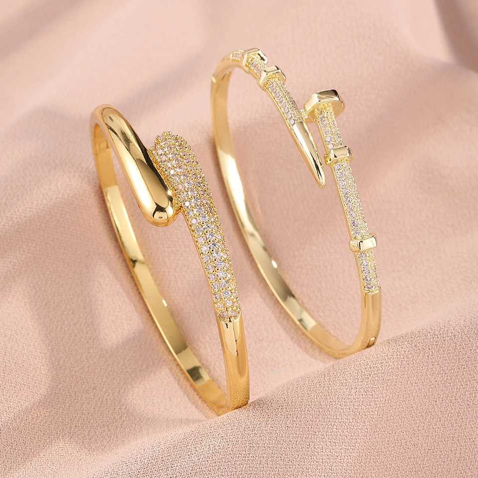 Yupsk New Niche Design Microintact Zircon Water Drop Open Bracelet for Women 18K Gold Plated Wedding Party Jewelry J251021