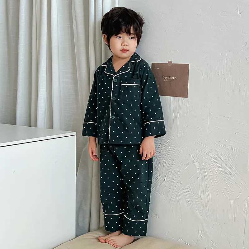 Autumn Family Matching Childrens Pajama Set Green Red Plaid Long Sleeve Top and Pants Sibling Christmas Style Sleepwear H0353 L2510212AXX