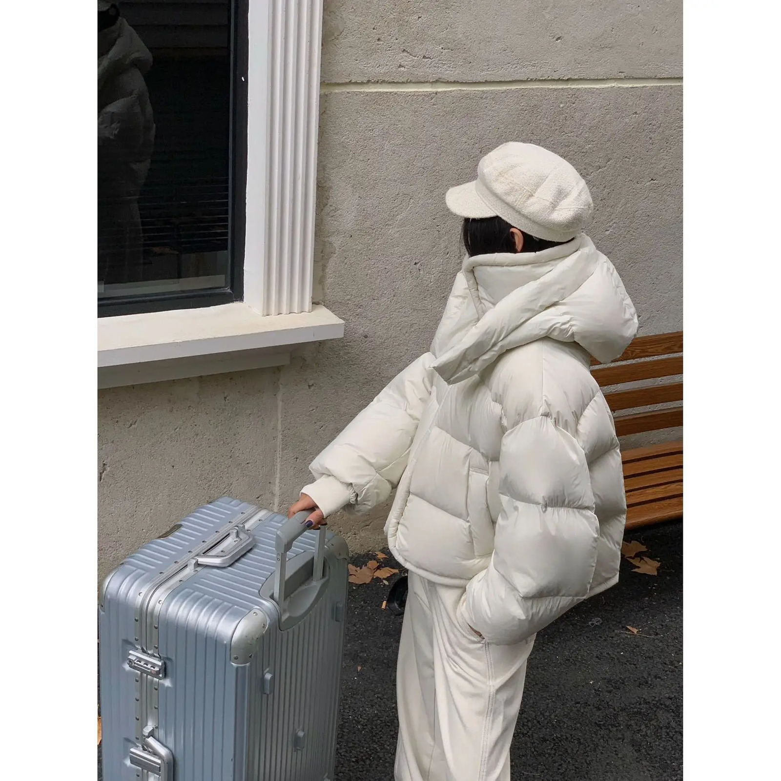 Coat Korean Version Loose Fit Lapel Hooded Women Winter Premium Thickened Warm Bread Jacket 251021