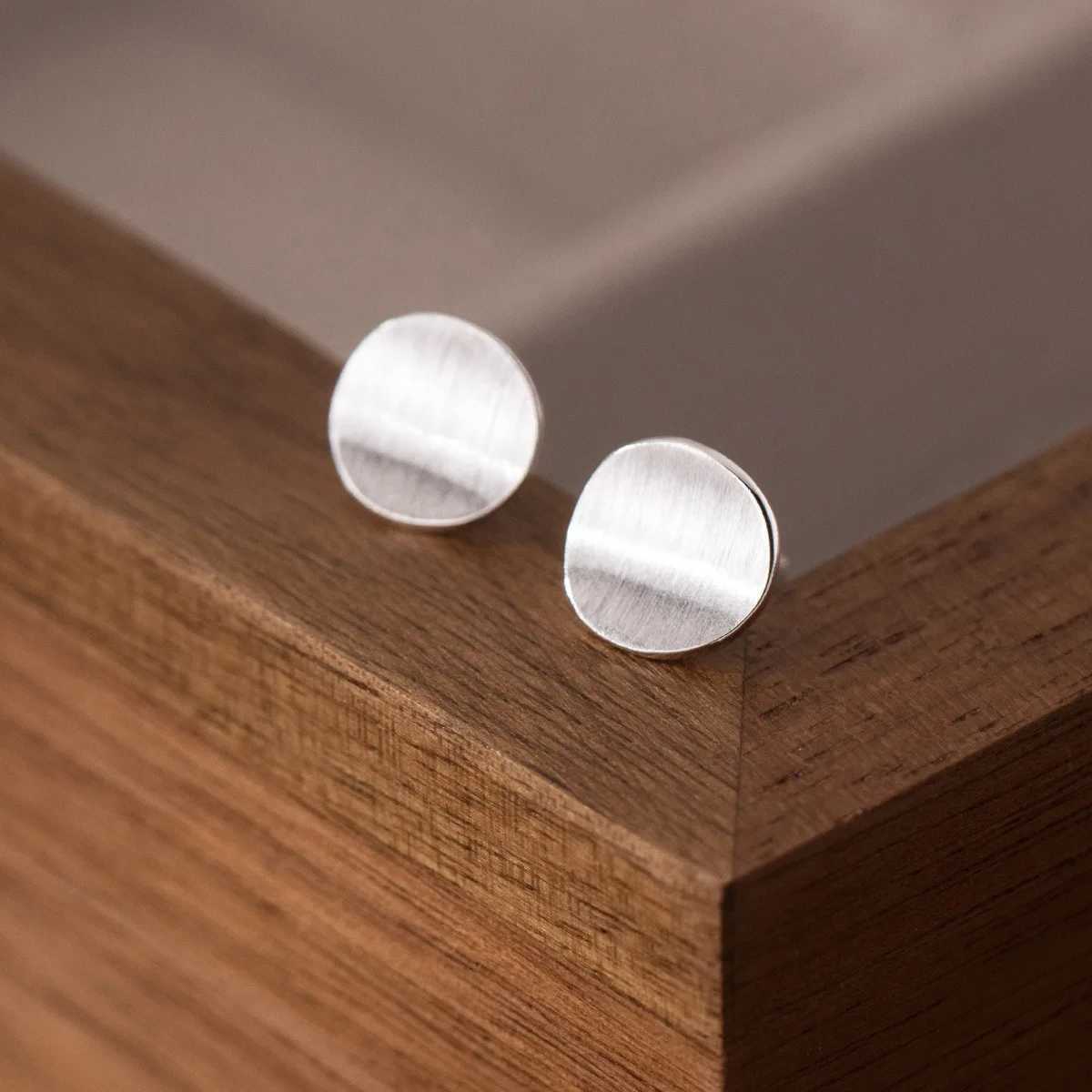 925 Sterling Silver Frosting Round Piercing Stud Earrings For Women Wedding Engagement Jewelry AccESSories J251021