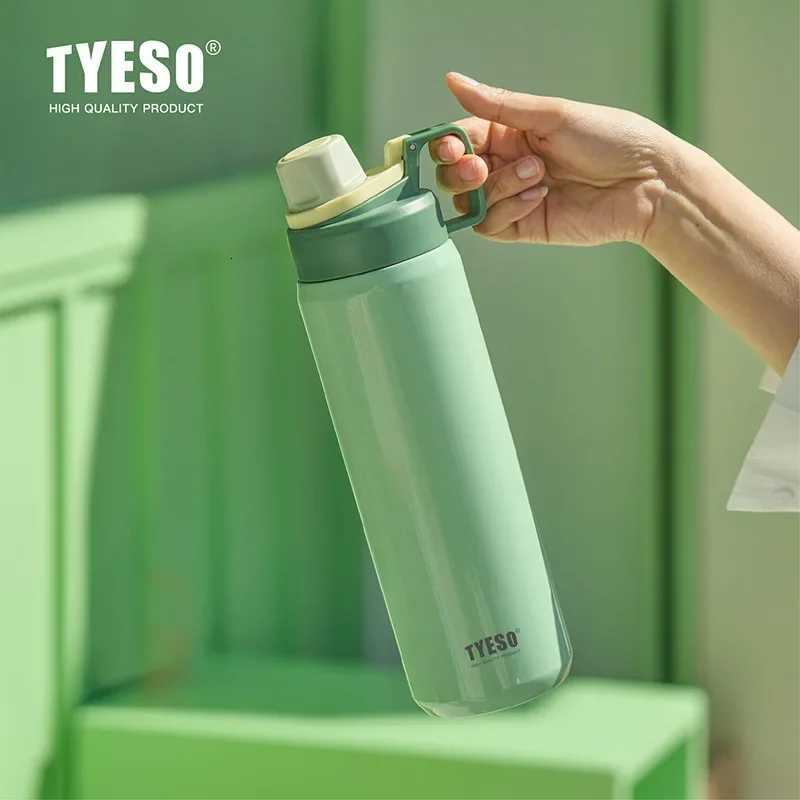 To 900ML Insated LeakProof Portable Fitness Flask for Outdoor Workouts Travel Vacuum Flasks Drinkware Sports Water Bottle Y251021