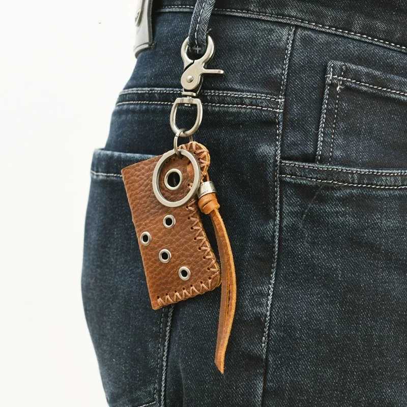 Elegant Brown Leather Keychain Ornament Leather Protector Keychain Designed for Smokers and Vintage Aficionados N84D W251021