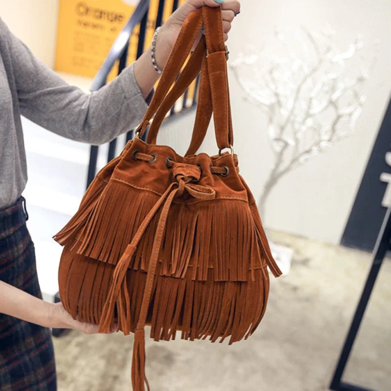 Fashion Retro Faux Suede Fringe Women Messenger Bags Tote Handbag Tassel Shoulder Handbags Crossbody Bag Tassel Bucket 251021