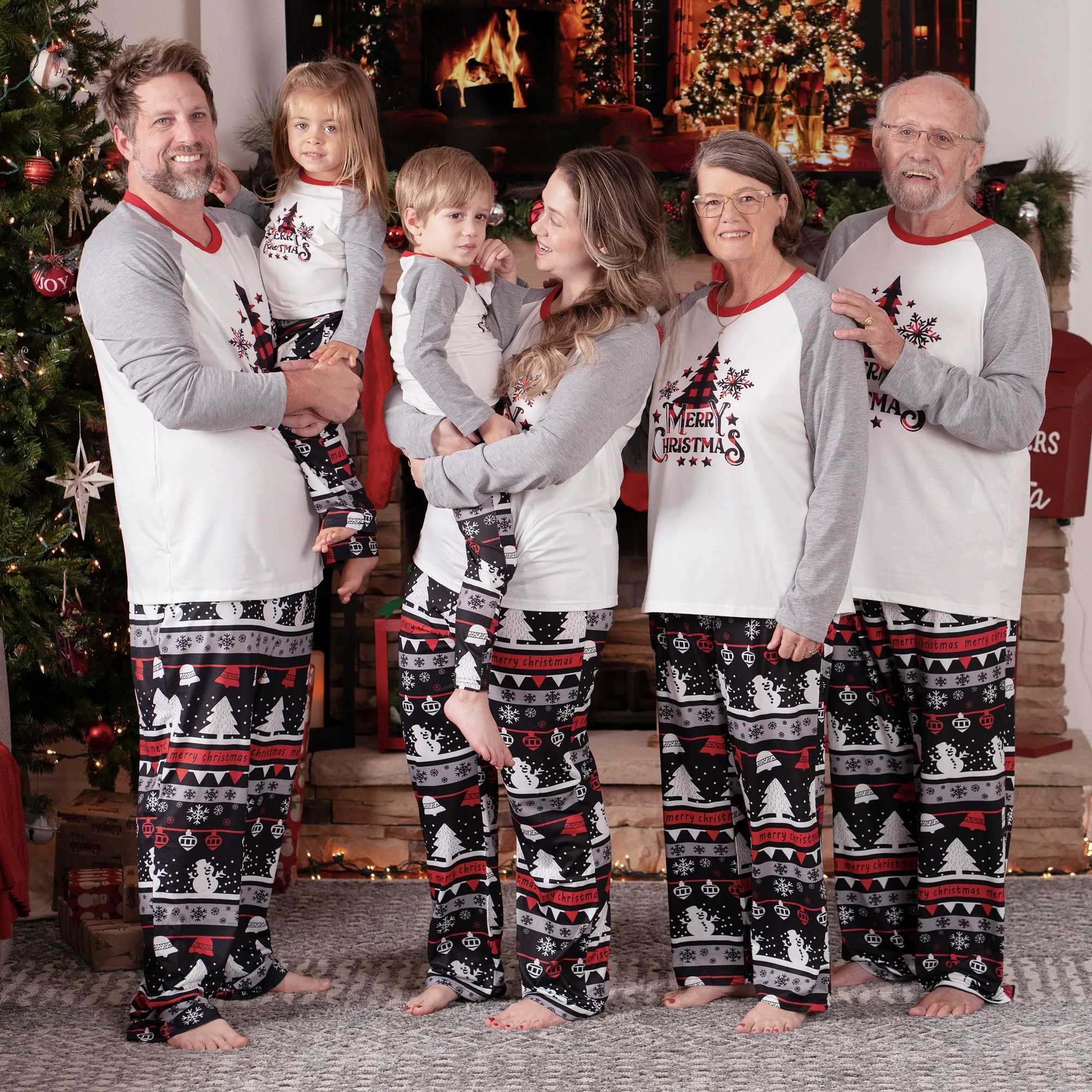 Family Matching Pajamas Set With Christmas Tree Snowflake And Letter Print Grey SGS Safety Certified L251021KGAH