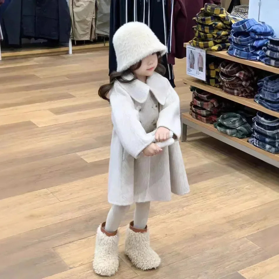 Korea Children Clothing Girl Coat Autumn and Winter for Small Children with Foreign Doll Coat Girls Winter Coat Kids Coats 251017
