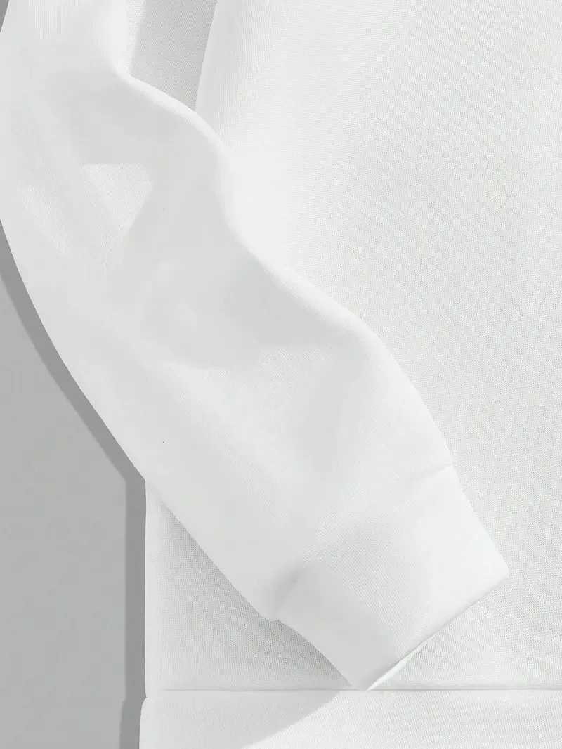 The new mens hoodie for Spring and Autumn 2025 is comfortable soft casual and fashionable with letter prints for street wear W251021