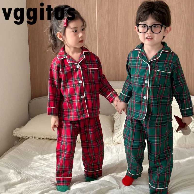 Autumn Family Matching Childrens Pajama Set Green Red Plaid Long Sleeve Top and Pants Sibling Christmas Style Sleepwear H0353 L2510212AXX