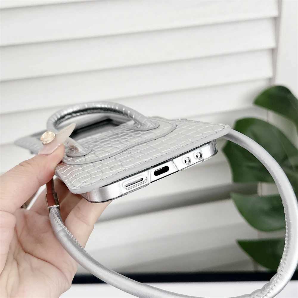 Crocodile Leather Handbag Phone Case for Galaxy Z Flip 6 5 Glossy Solid Wrist Hand Strap Shockproof Protection Cover J251114