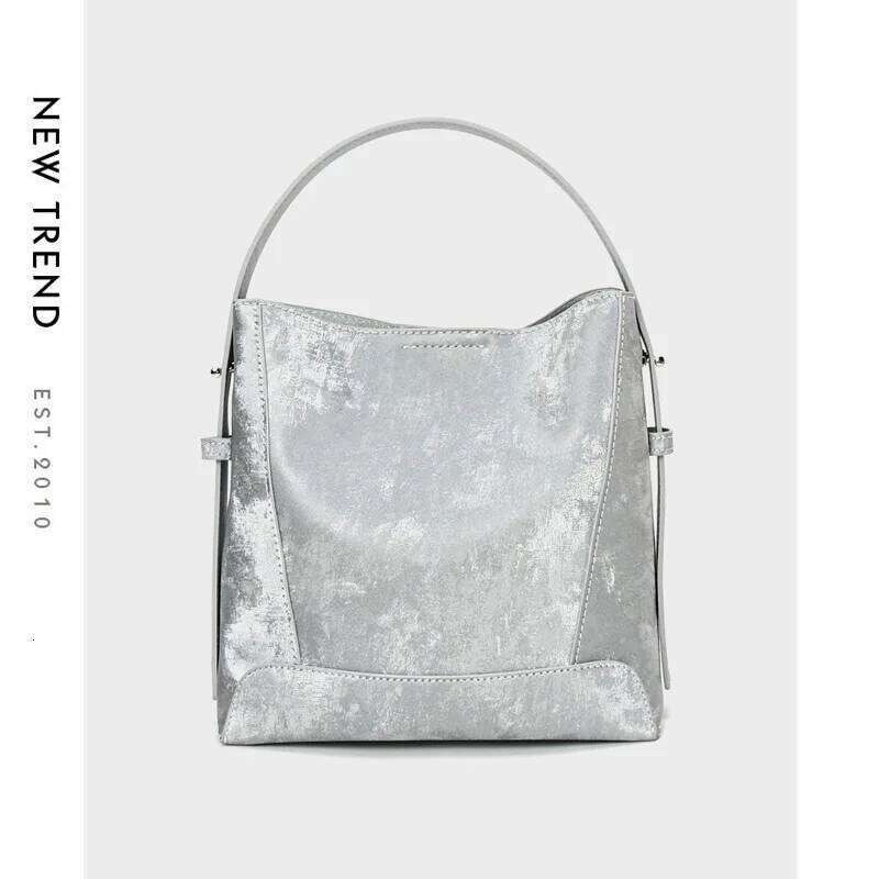 2025 Spring New Trendy Sier Ladies Shoulder Real Leather 100% Cowhide Women's Hobo Handbag Design Casual Tote Bag