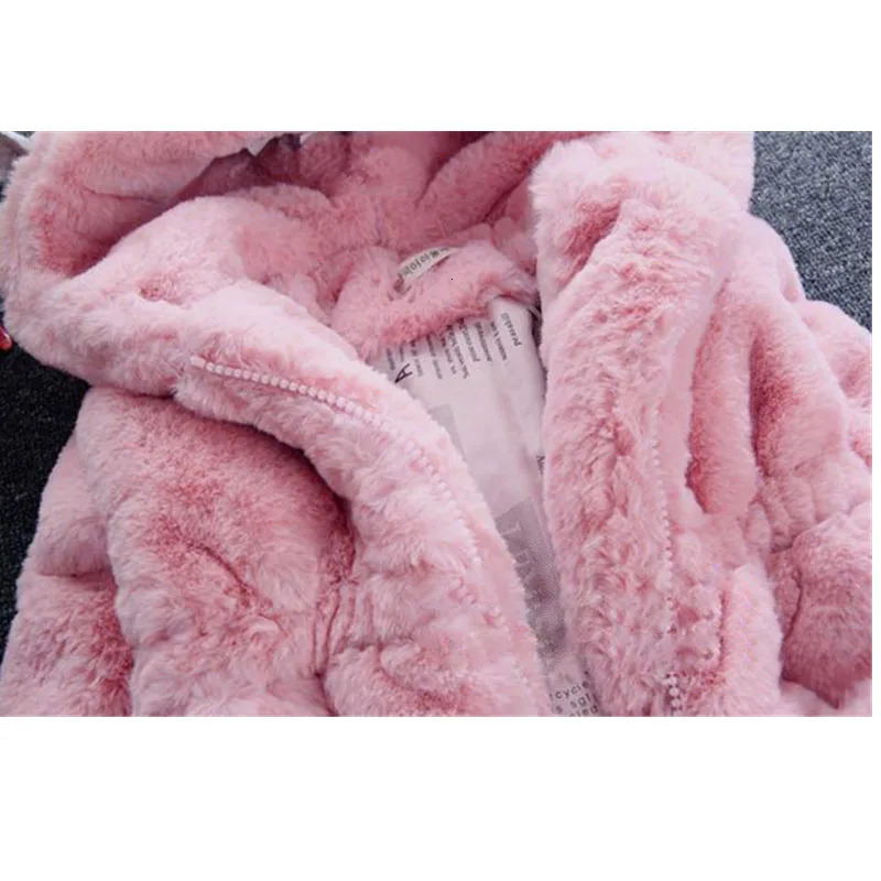30 Winter Girls Plush Fur Jackets Kids Keeping Warm Hooded Cotton Clothes Fashion Outerwear Children Casual Solid Coat 251018