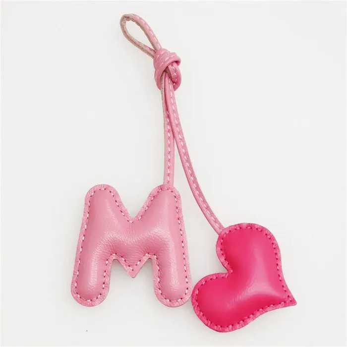 English Letter M With Love Heart Leather Keychain Name Pure HandStitched Ladies Women Bags Backpack Pendant Charm W251021