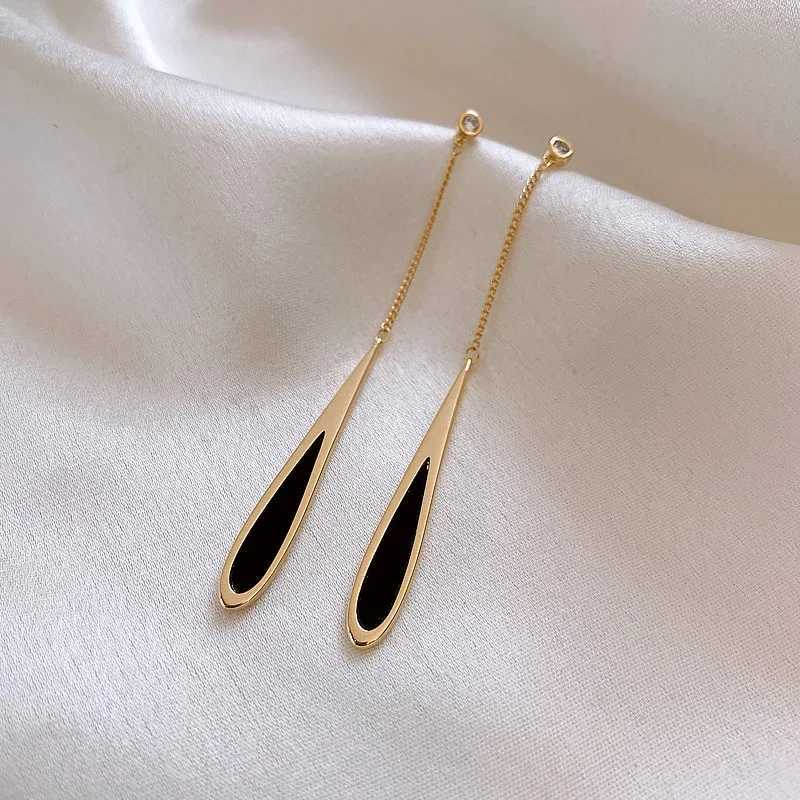 European and American Black Drop Tassel Long Earrings 2025 New Fashion Party Luxury Accessories For Womens Temperament Jewelry J251021